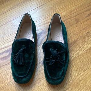Jcrew green loafers with tasels, size 6.5, new